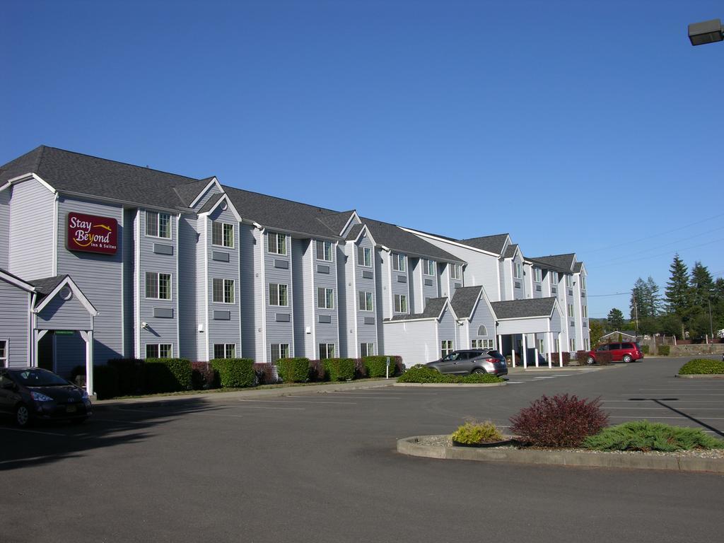 Stay Beyond Inn & Suites Elma エクステリア 写真