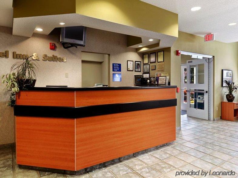 Stay Beyond Inn & Suites Elma エクステリア 写真