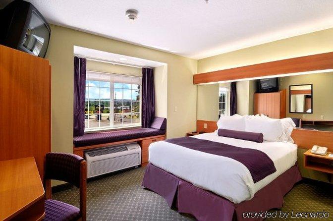 Stay Beyond Inn & Suites Elma 部屋 写真